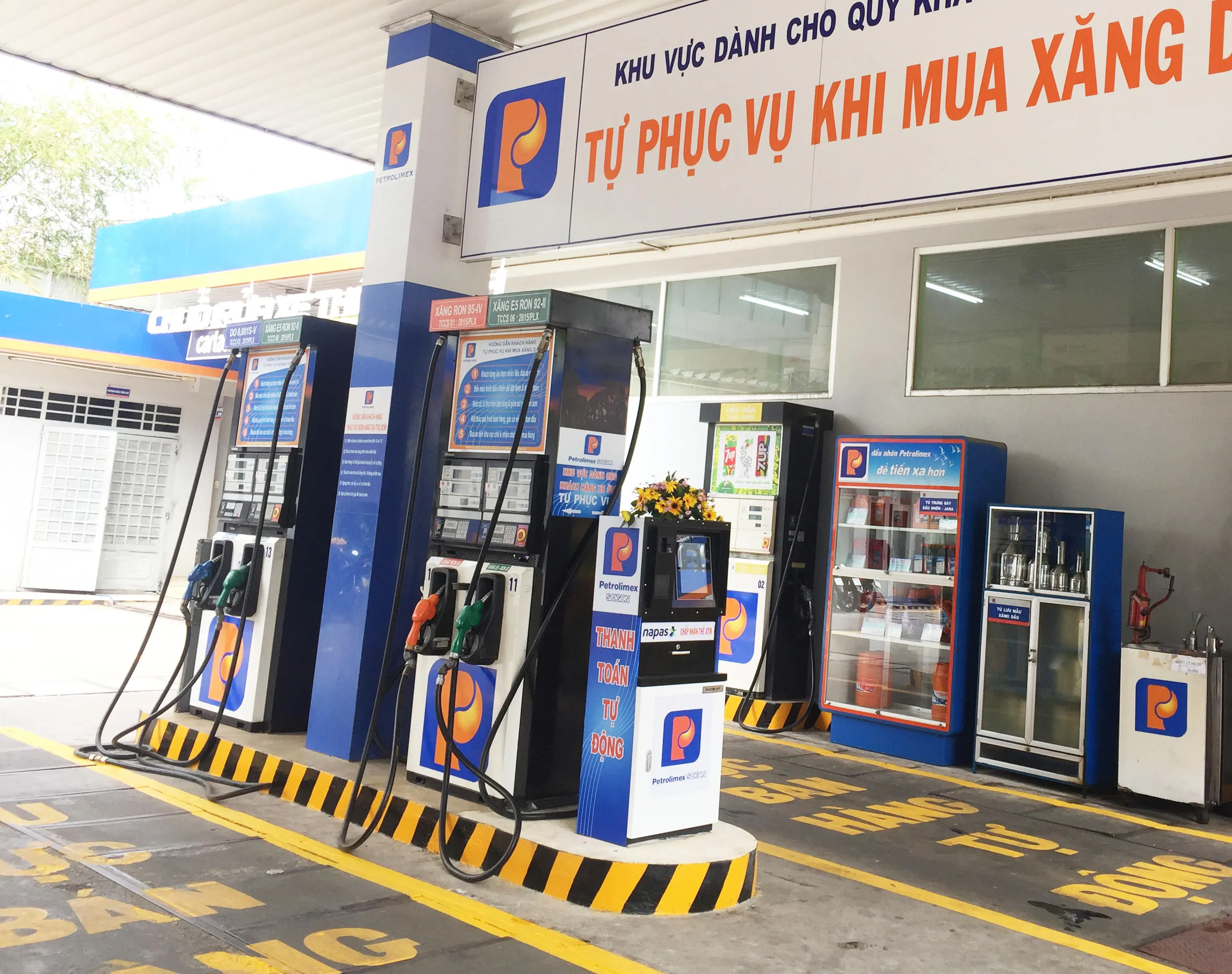 Ứng dụng công nghệ giúp giảm chi phí vận hành trạm xăng dầu ra sao?