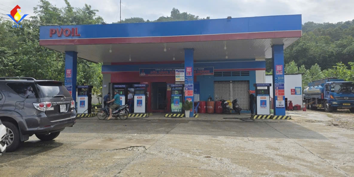 Khách hàng đang thay đổi nhanh hơn các trạm xăng