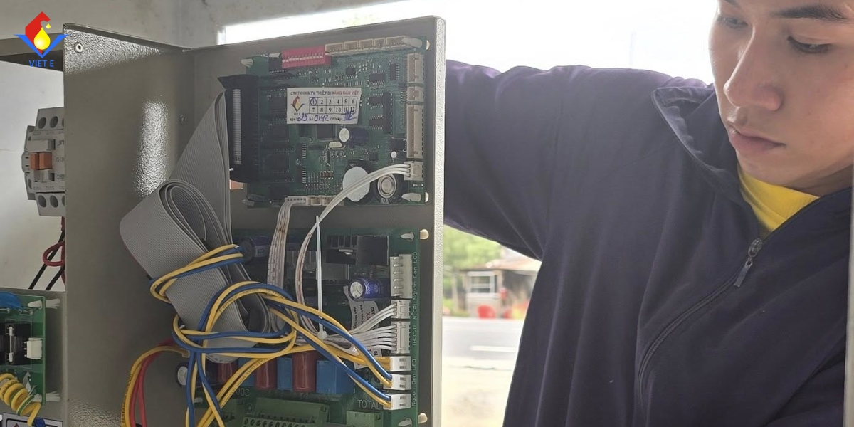 Quy trình cung cấp thiết bị và trụ bơm xăng dầu tại Bạc Liêu