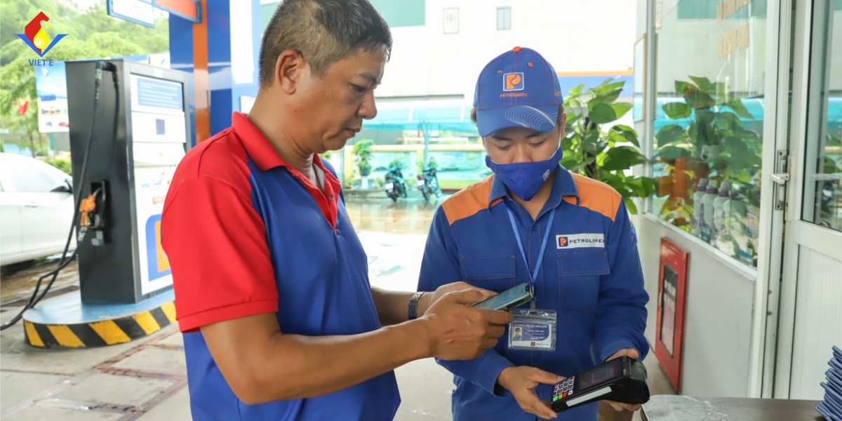 Thực trạng thanh toán tại trạm xăng truyền thống